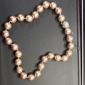 Elegant Pearl Necklace